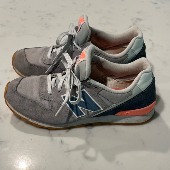 New Balance Sneakers - 696 - Picture 5 of 9